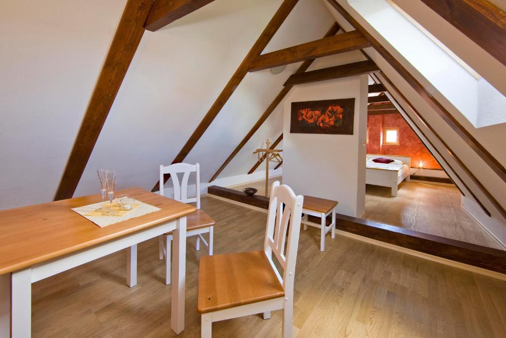Český Krumlov Vila Johanka & Apartments חדר תמונה