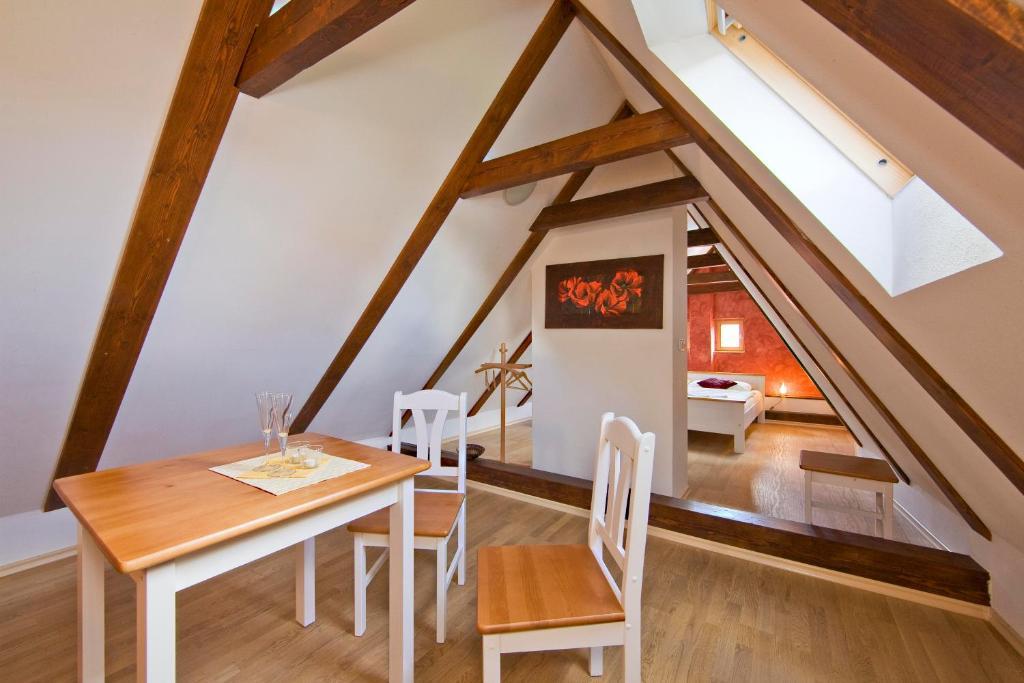Český Krumlov Vila Johanka & Apartments חדר תמונה